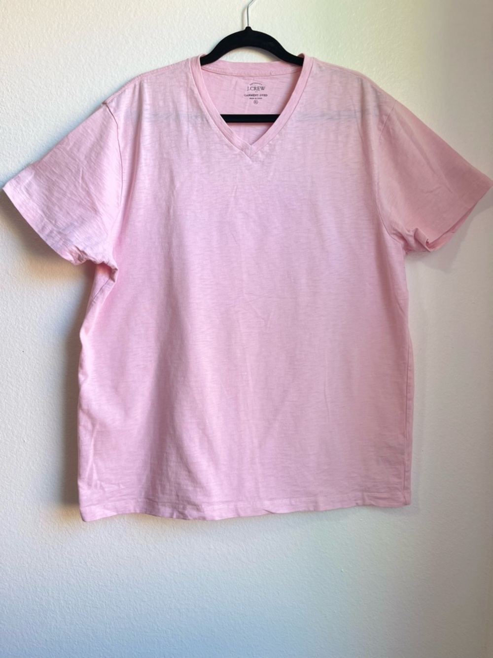 J. Crew Men’s Pink V-Neck Tee Size XL